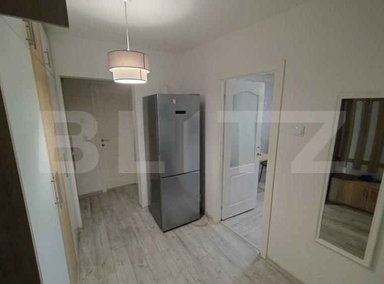 Apartament 2 camere, 53 mp, zona Rovine - 2
