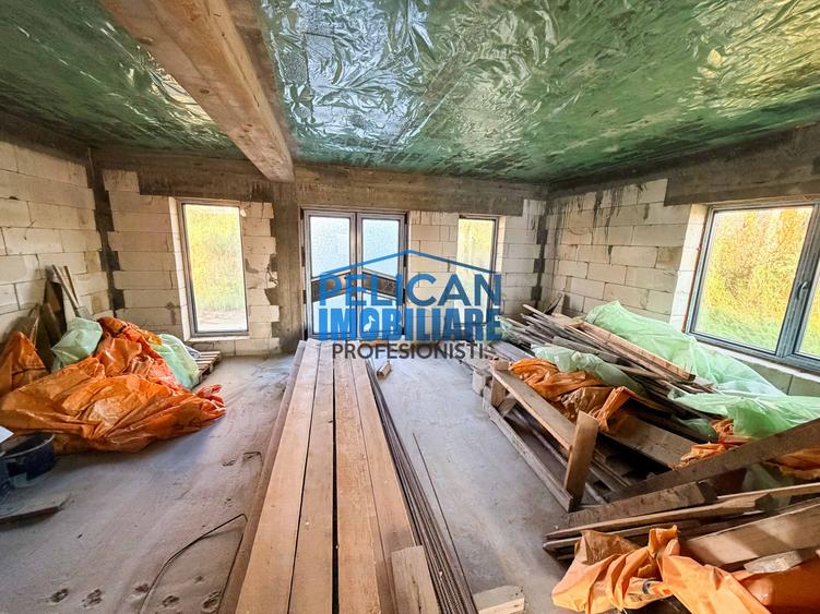 Casă individuală cu 4 camere cu Teren 500 Mp în Malcoci