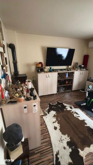 Casă cu 5 camere cu Teren 1167 Mp în Sânpetru