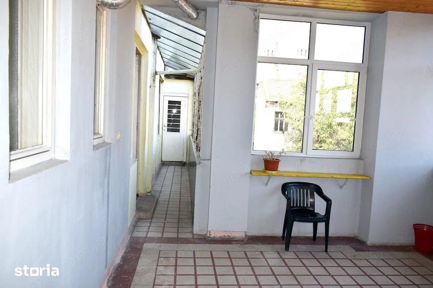 Apartament cu 4 camere în Central