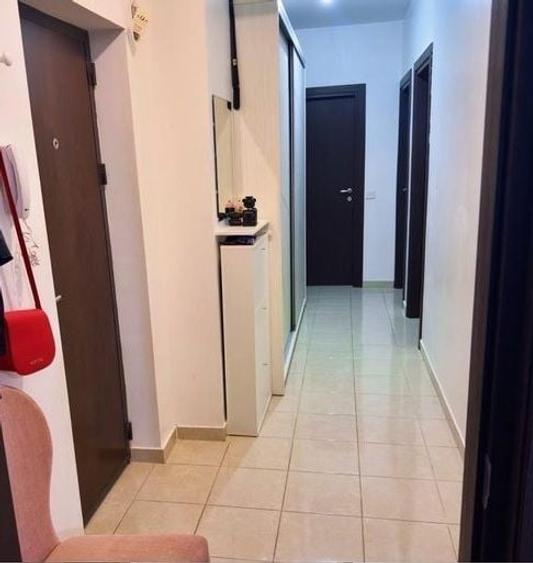 Apartament cu 3 camere în Alexandru Obregia
