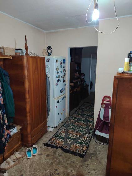 Apartament cu 3 camere decomandat în Dancu