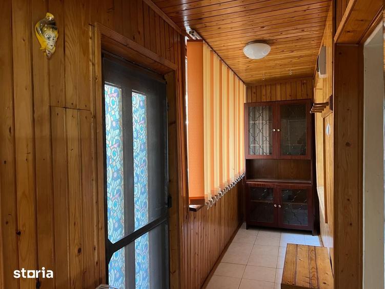 Casă cu 5 camere cu Teren 250 Mp în Tudor Vladimirescu