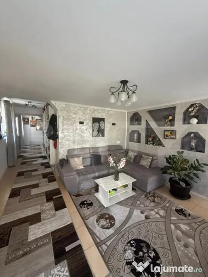 Casa/Vila multifunctioanala 230 mp utili, 520 mp teren, zon - 3