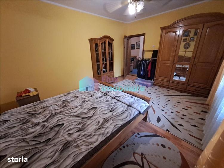 Casă cu 4 camere cu Teren 1200 Mp în Ițcani