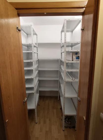 Apartament cu 3 camere decomandat în Crângași