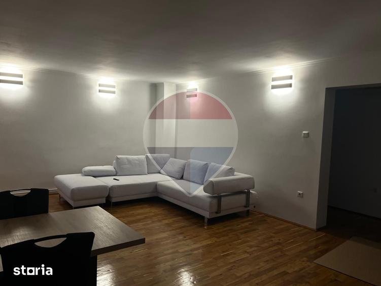 Apartament cu 4 camere în Ultracentral