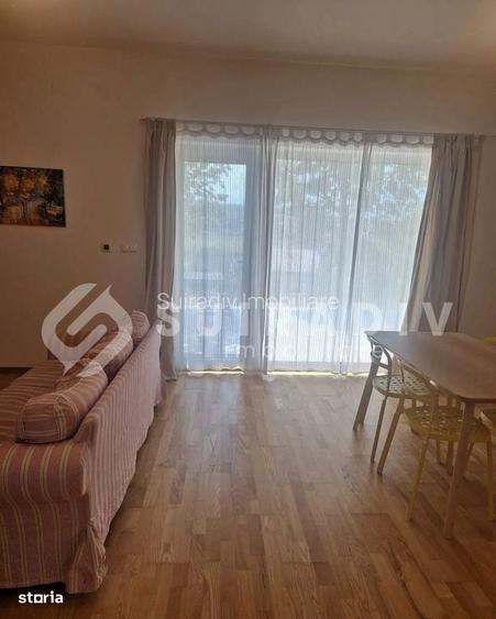 Casa cu teren de 1700 mp, 5 camere, 4 bai, garaj dublu- Borhanci