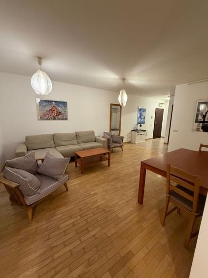Apartament cu 3 camere semidecomandat, mobilat în Otopeni