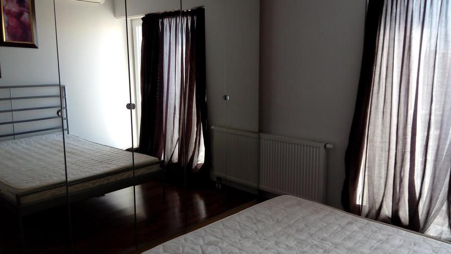 Apartament cu 2 camere decomandat, mobilat în Titan