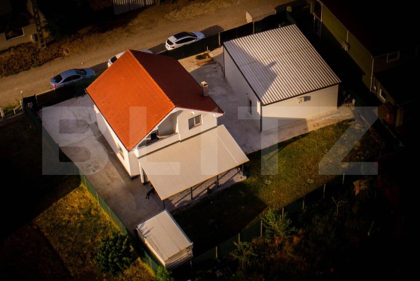 Casă individuală cu 4 camere cu Canalizare în Iosia