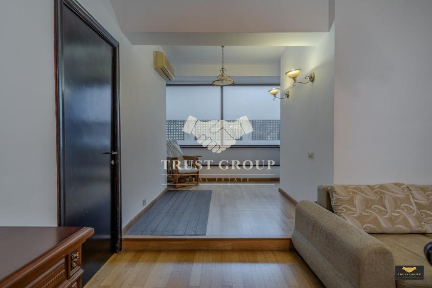 Apartament cu 8 camere decomandat, mobilat în Panduri