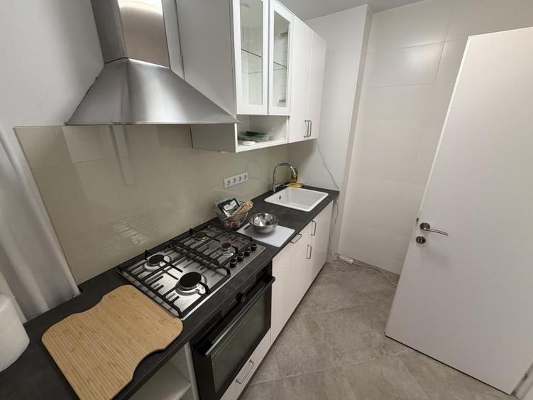 Apartament cu 2 camere decomandat în Obor