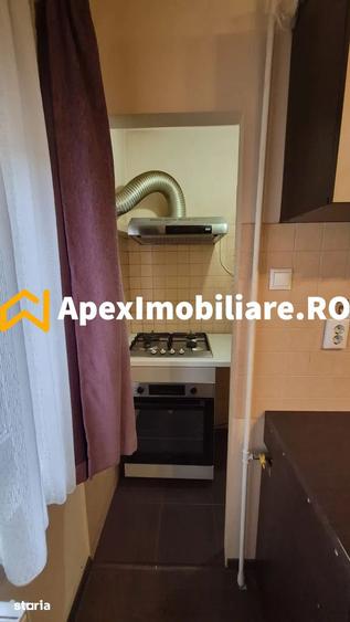 Apartament cu 3 camere decomandat în Militari