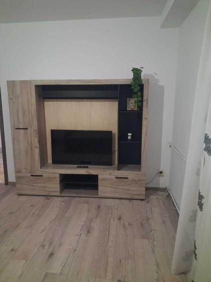 Garsonieră decomandată în Brâncoveanu