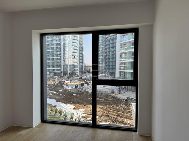 Apartament cu 3 camere semidecomandat în Floreasca