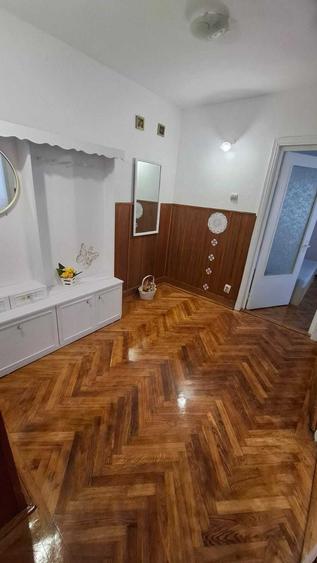 Apartament cu 3 camere decomandat în Ultracentral