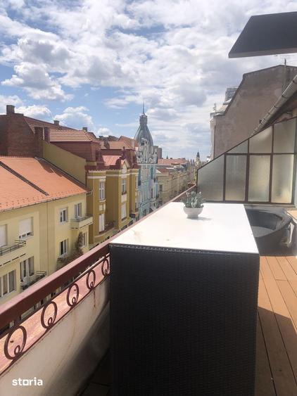 Apartament cu 4 camere decomandat, mobilat în Ultracentral