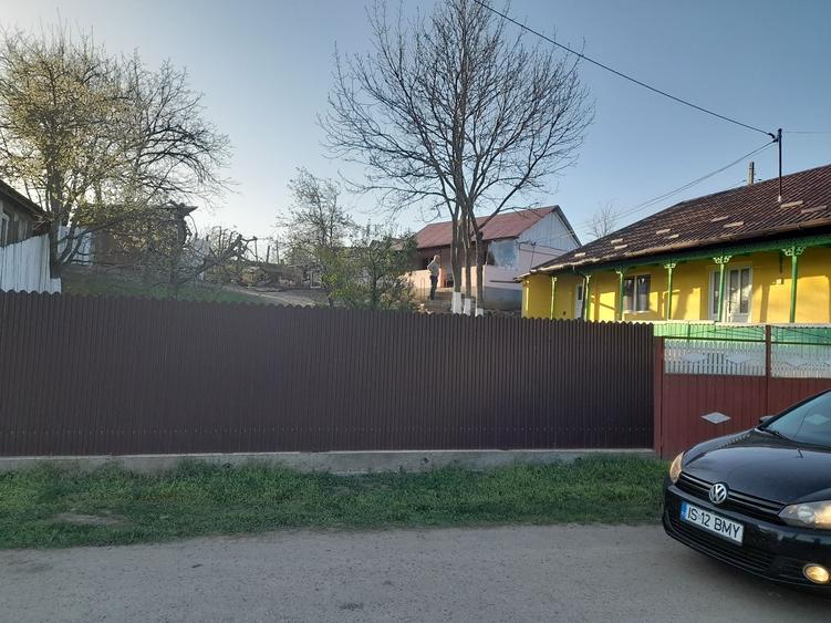 Casă cu 3 camere în Secuia