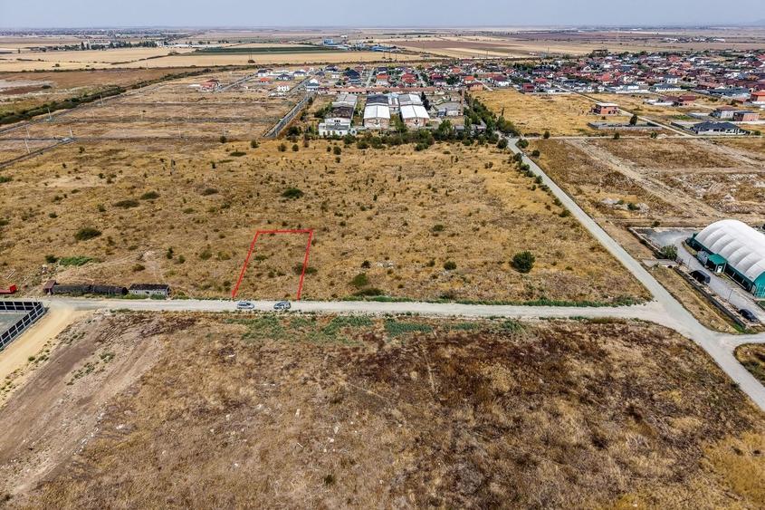 Teren Construcții intravilan de 611 mp, în Vladimirescu