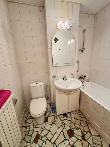 Apartament cu 3 camere decomandat, mobilat în Drumul Taberei