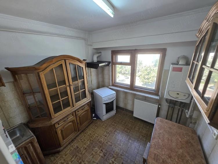 Apartament cu 3 camere decomandat în Exercițiu