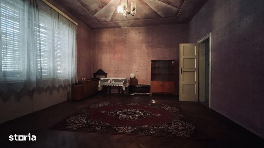 Casă cu 6 camere cu Teren 210 Mp în Iosefin