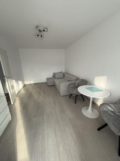 Apartament cu 2 camere decomandat în Cetate