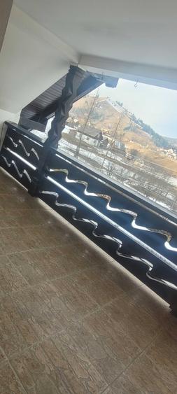 Casă cu 4 camere în Exterior Vest