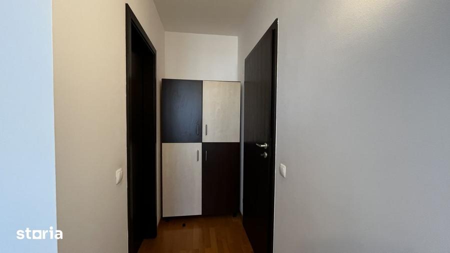 Apartament cu 3 camere decomandat, mobilat în Central