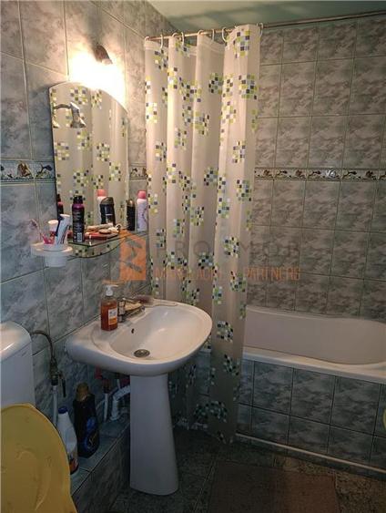Apartament cu 3 camere decomandat, mobilat în Dorobanți 1
