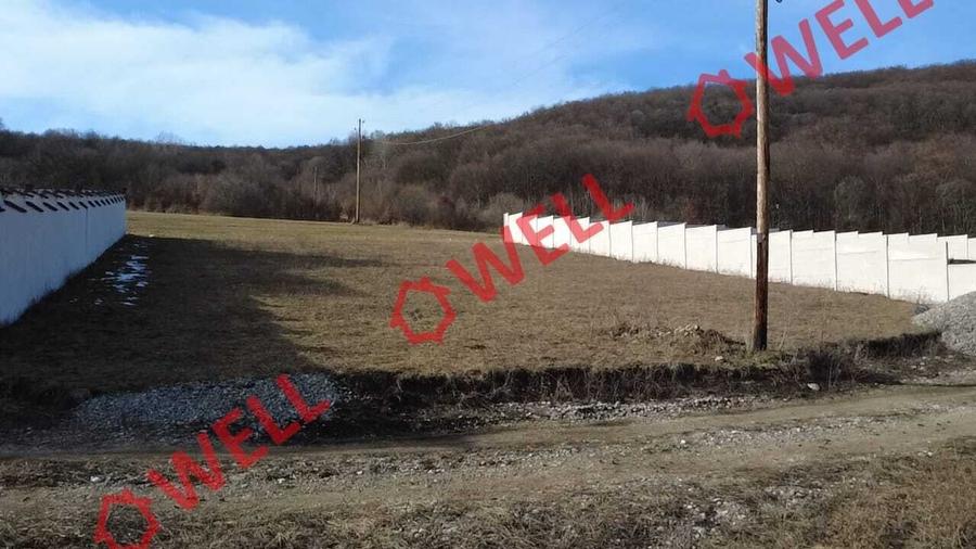 Teren intravilan de 900 mp, în Vâlcele