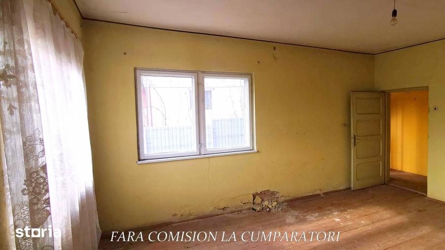 Casă cu 3 camere cu Teren 2013 Mp în Central