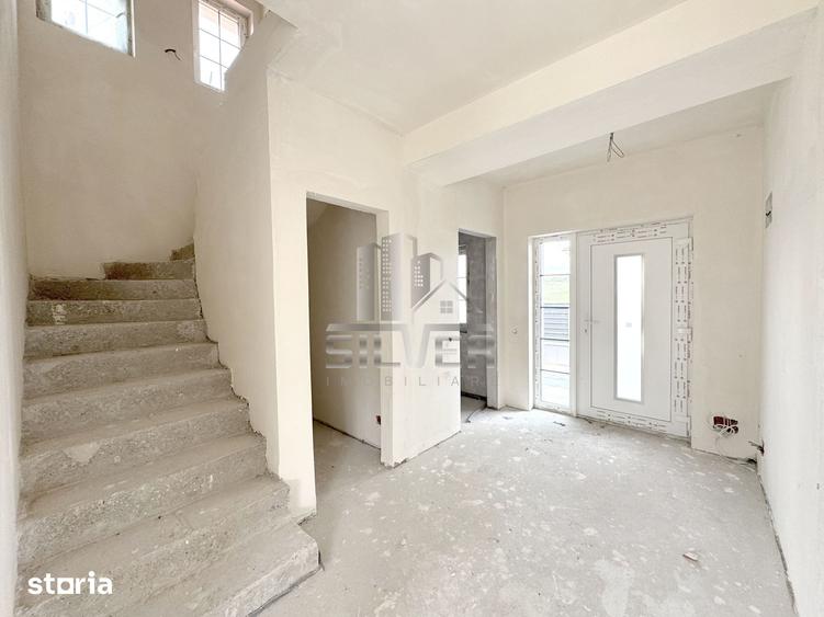 Casă cu 4 camere cu Teren 500 Mp în Chinteni