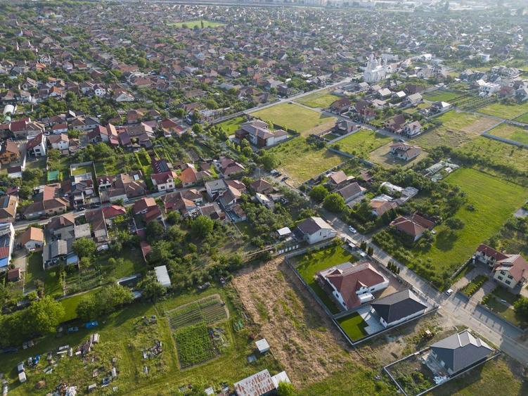 Teren intravilan 668 mp in Gradi?te, Arad - 2