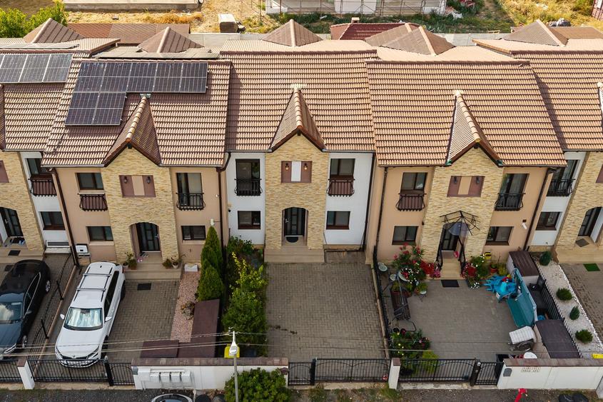 Casa 3 dormitoare si gradina | La limita cu Timisoara zona Braytim | Comision 0% - 35