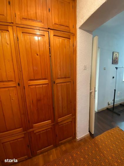 Apartament cu 3 camere decomandat în George Enescu