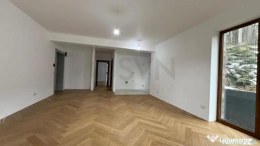 Apartament cu 4 camere decomandat, mobilat în Central
