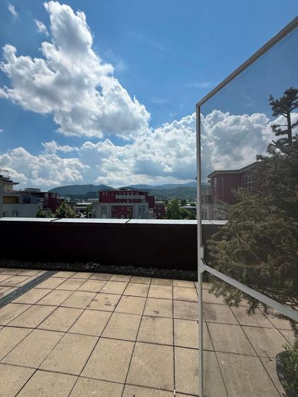 Apartament cu 3 camere decomandat în Bartolomeu