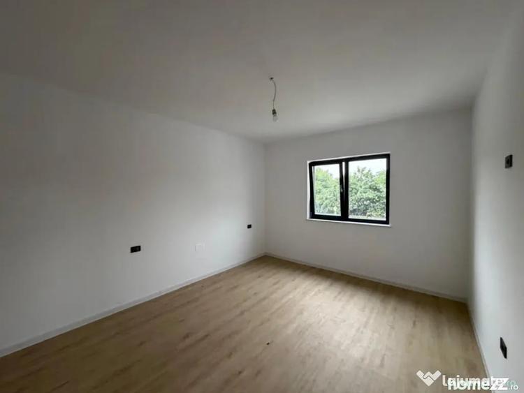 Casă cu 3 camere cu Teren 370 Mp în Central