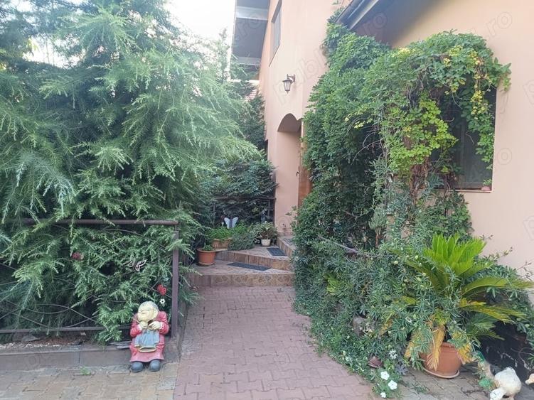 Casă cu 4 camere cu Teren 712 Mp în Utvin