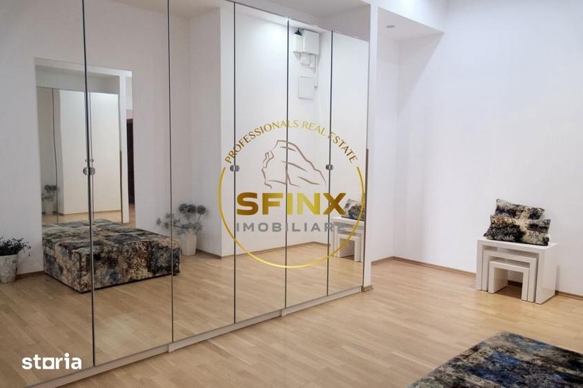 Apartament cu 5 camere în Central