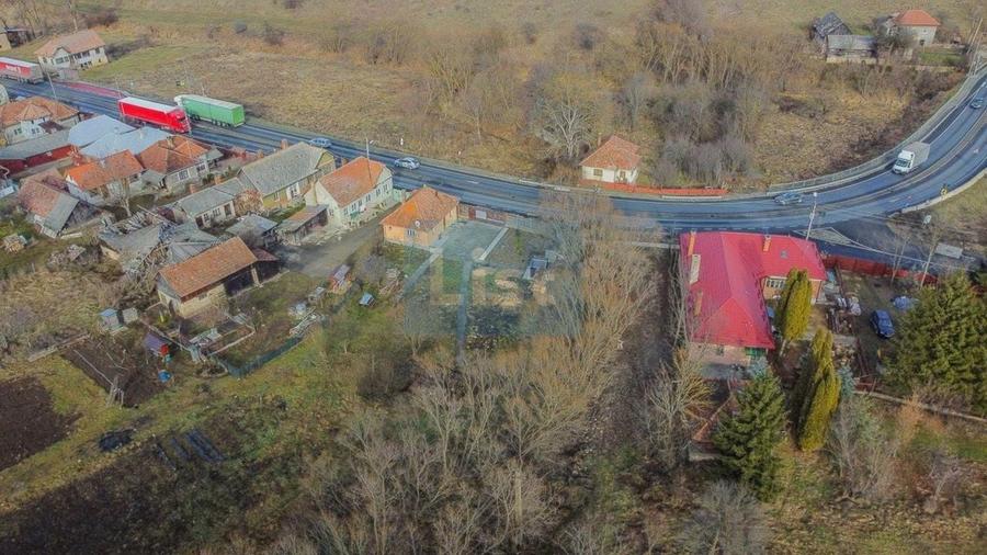 Teren Construcții intravilan de 7400 mp, în Păniceni