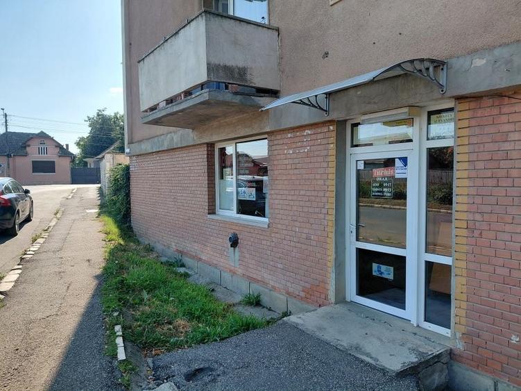Spațiu comercial, de 50 mp, în Gănești