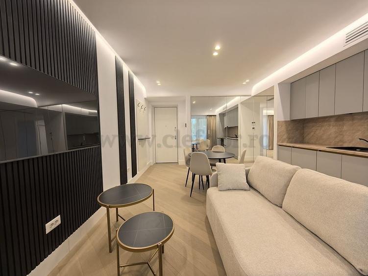 Apartament cu 3 camere decomandat, mobilat în Iancu Nicolae