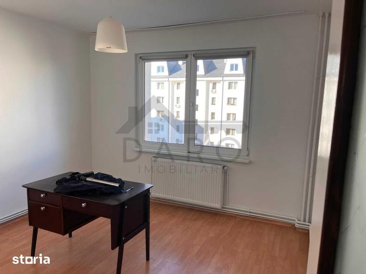 Apartament cu 3 camere în Criș