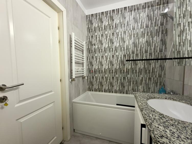 Apartament cu 2 camere decomandat, mobilat în Titan