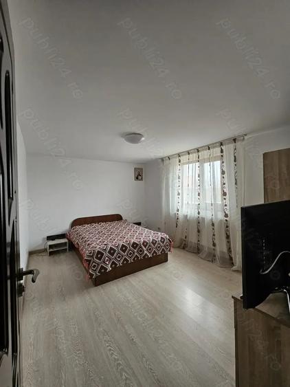 Casă cu 3 camere cu Teren 648 Mp în Braniștea