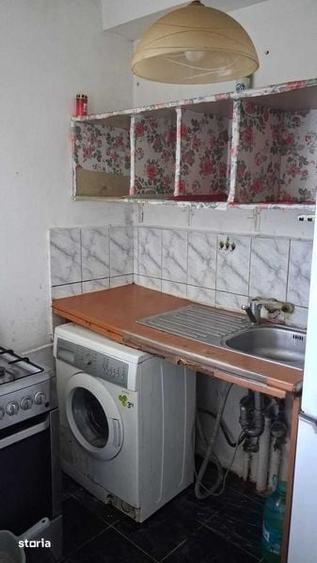 Garsonieră semidecomandată în Titan