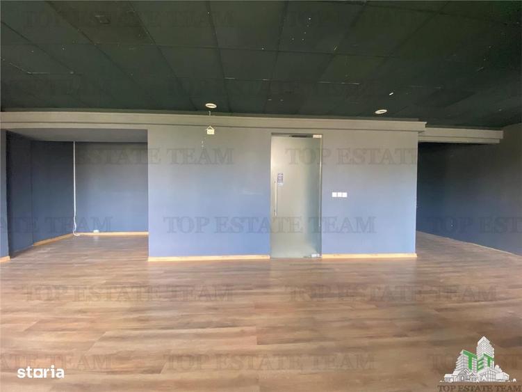 Spațiu comercial, de 190 mp, în Delfinariu